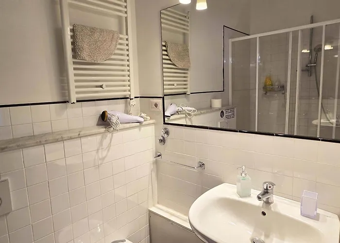 B&B Red HorseBed and Breakfast